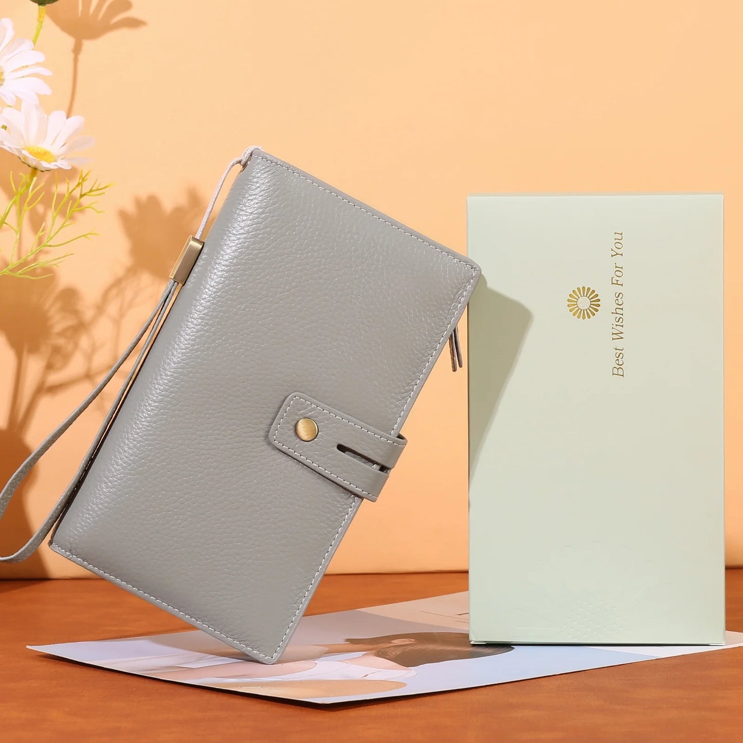 Women'S RFID Blocking Wallet with Wristlet, Gray