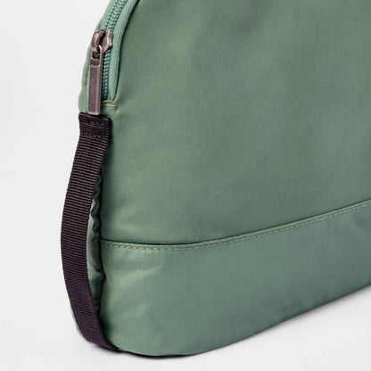 Travel Toiletry Bag – Solid Color, Zipper Closure, Luggage Accessory For Carry-On Or Suitcase