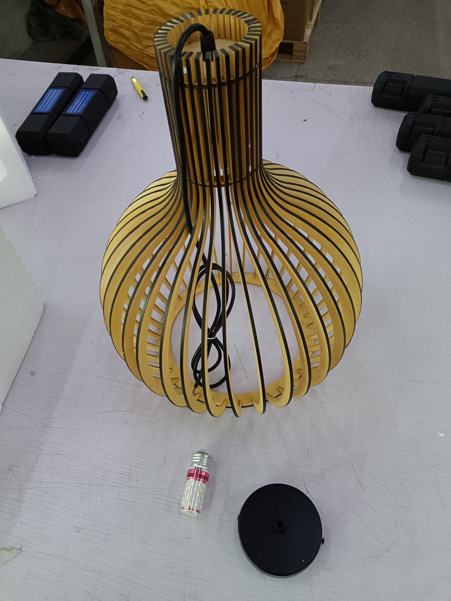 Retro Wooden Bird Cage Chandelier Living Room Bedroom Bedside Lamp