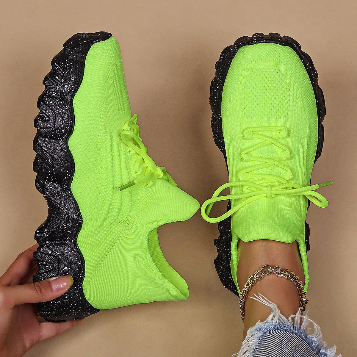 Women's Simple And Breathable Fly Woven Shoes