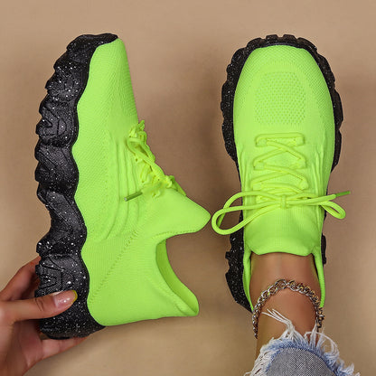Women's Simple And Breathable Fly Woven Shoes