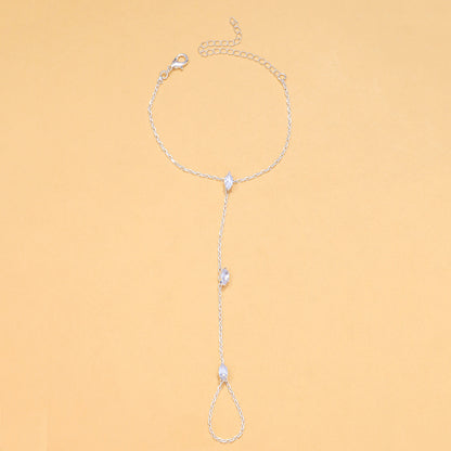 Minimalist Ultra-glamorous Marquise-cut Zircon Fingerless Bracelet