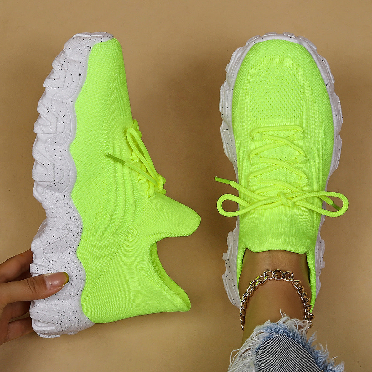 Women's Simple And Breathable Fly Woven Shoes