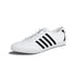 21029 White And Black