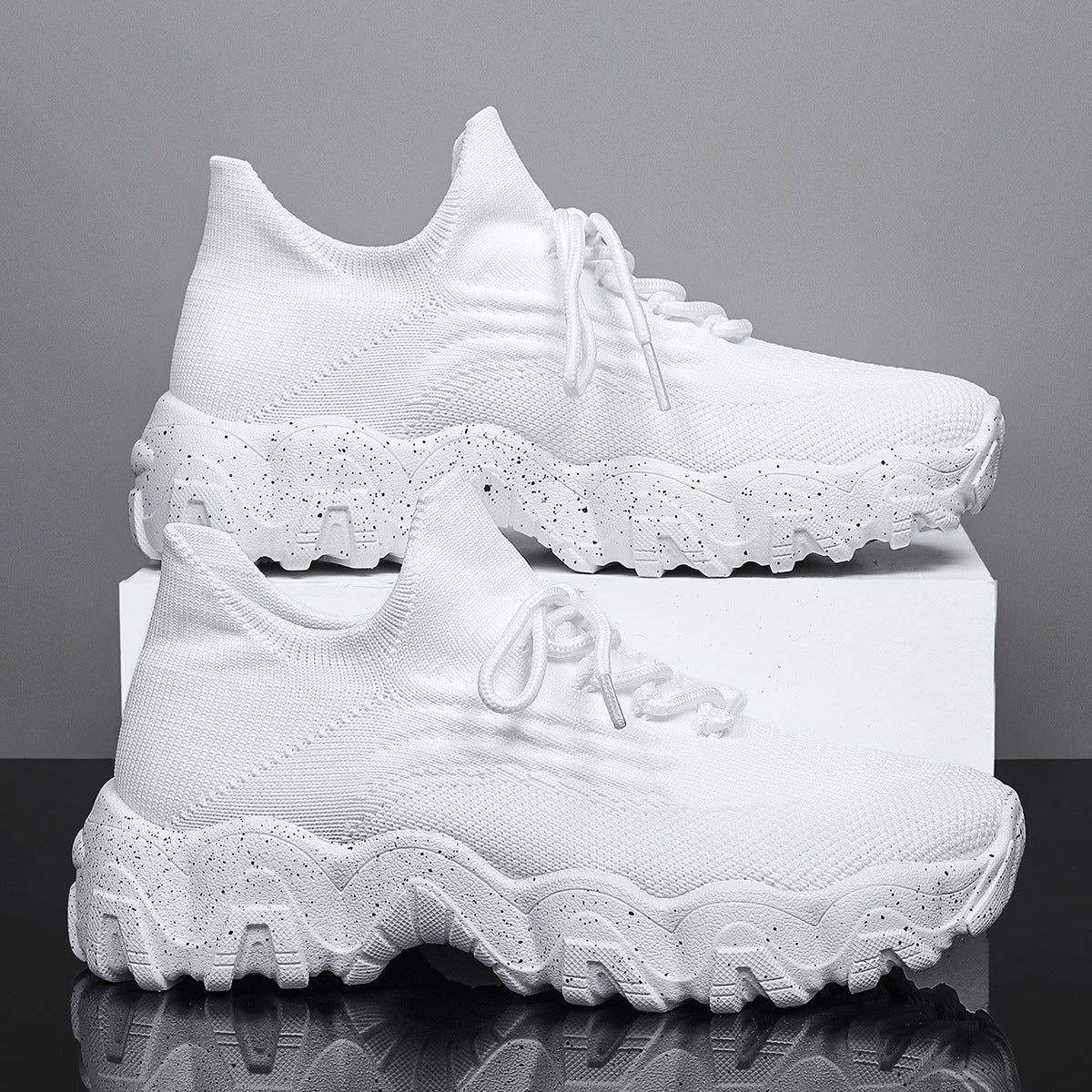 Women's Simple And Breathable Fly Woven Shoes